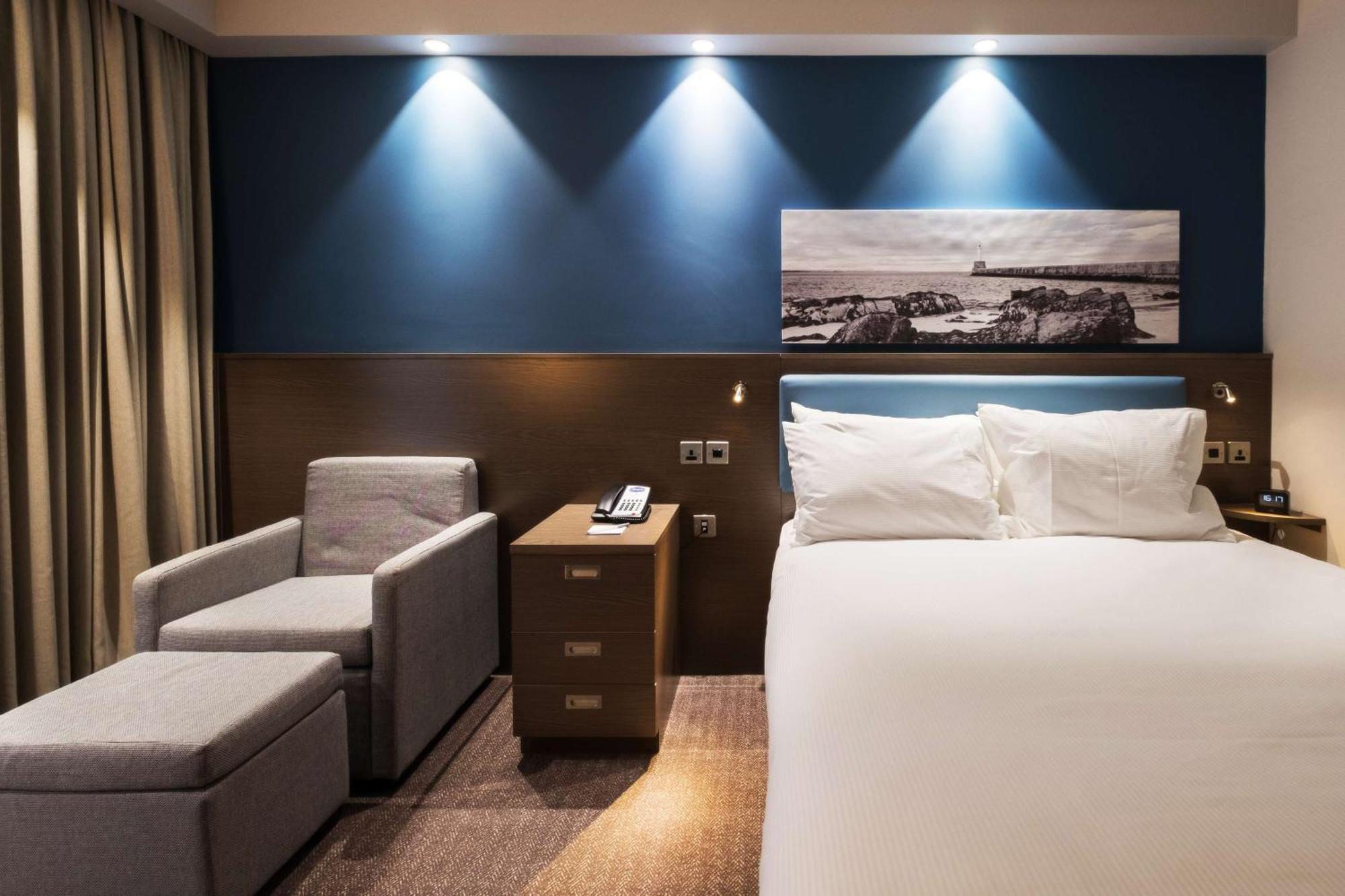 แฮมป์ตัน บาย ฮิลตัน อาเบอร์ดีนแอร์พอร์ต Hotel ไดซ์ ภายนอก รูปภาพ